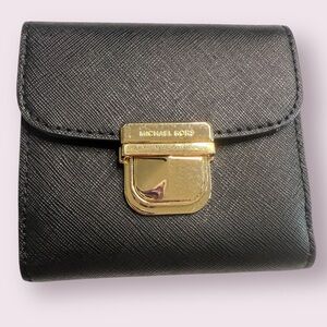 Michael Kors Carmen Bi-fold Black Wallet‎ Gold Lock